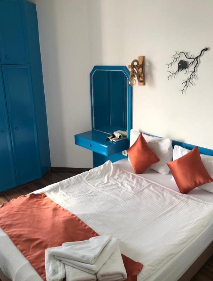 Marin Hotel Кешме Экстерьер фото